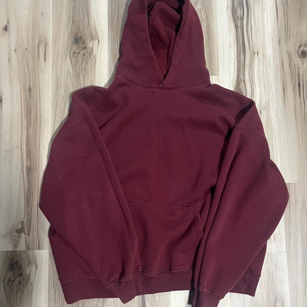 Abercrombie & Fitch Soft Essential Hoodie in Maroon / Red